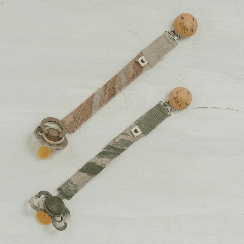 Attache-sucette - Pacifier Clip Tie Dye - Camo Green – Image 2